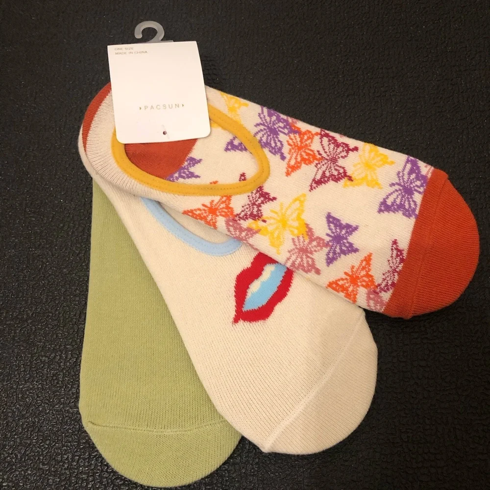 25.Pacsun Women’s Socks Bundle